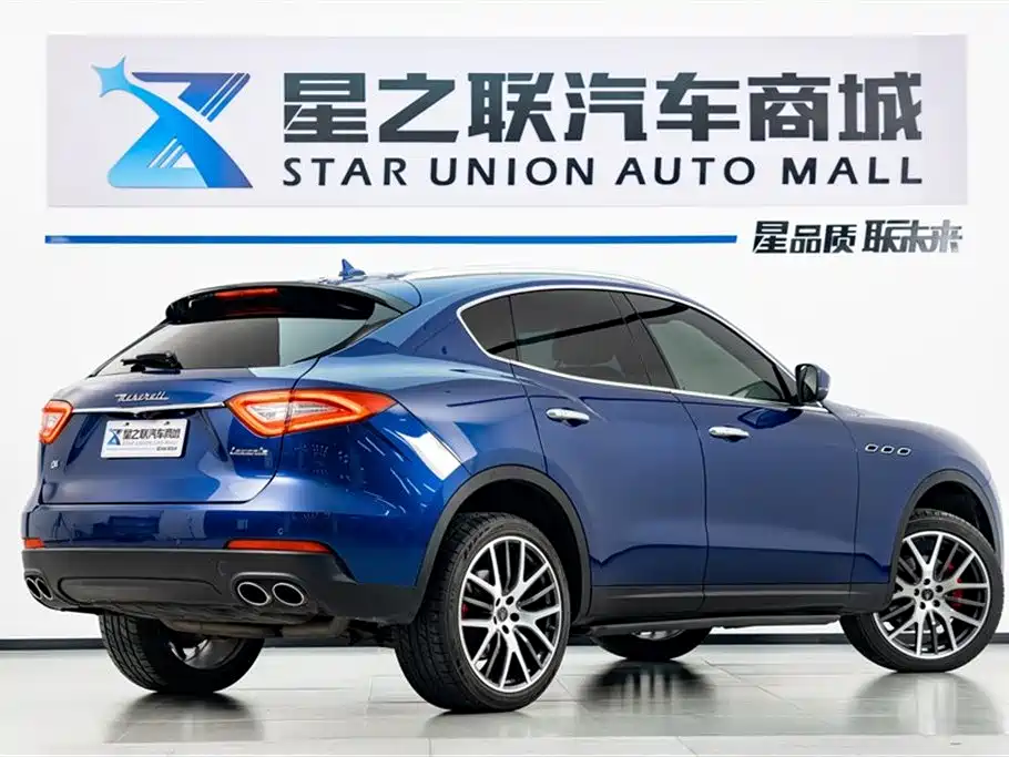Levante 3.0 T Standard