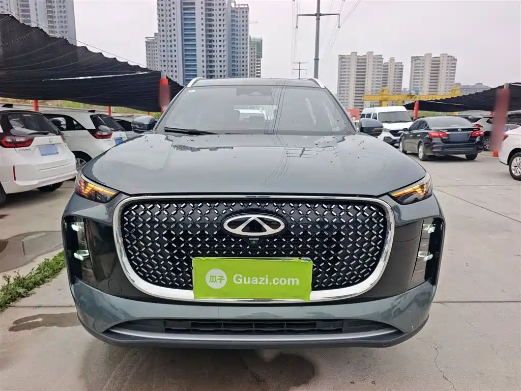 Tiggo 8 PLUS 290 TGDI DCT Distinguished