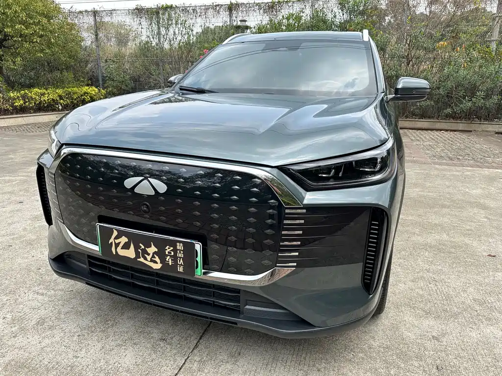 Fengyun T8 1.5 T 130 km Premium 5-seat