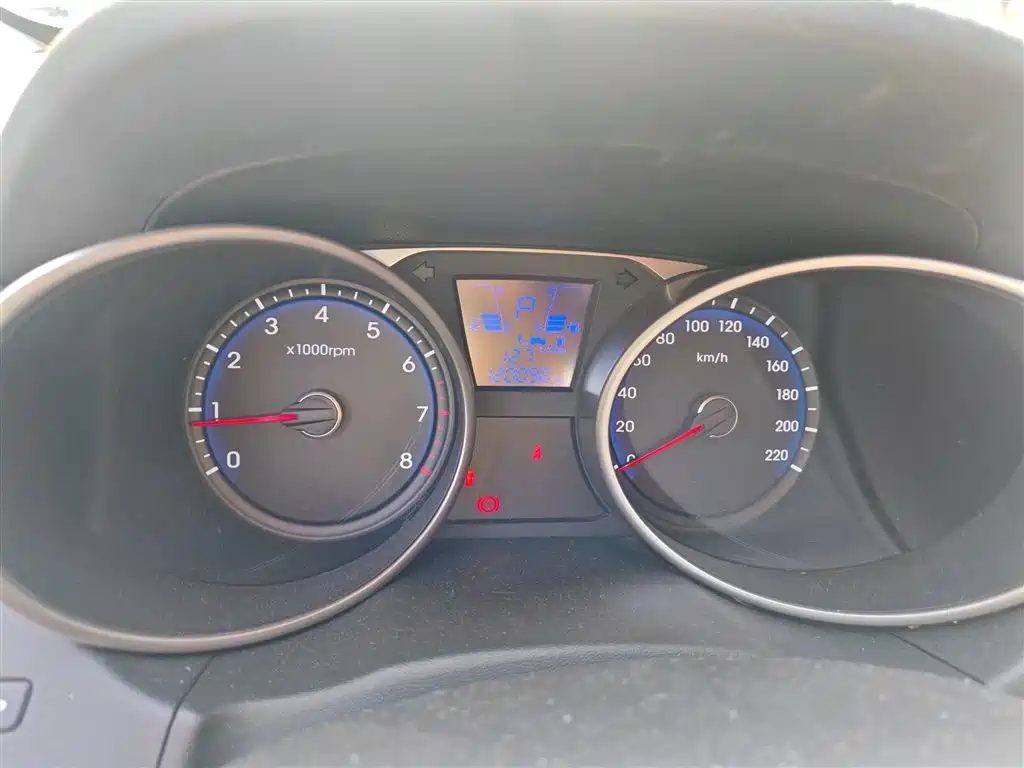 Hyundai ix35 2.0 L Auto 2 WD Intelligent GLS CN-IV