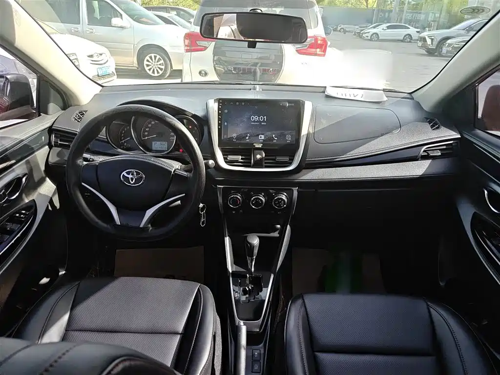 YARiS L Zhixuan Zhixuan X 1.5 L CVT Luxury