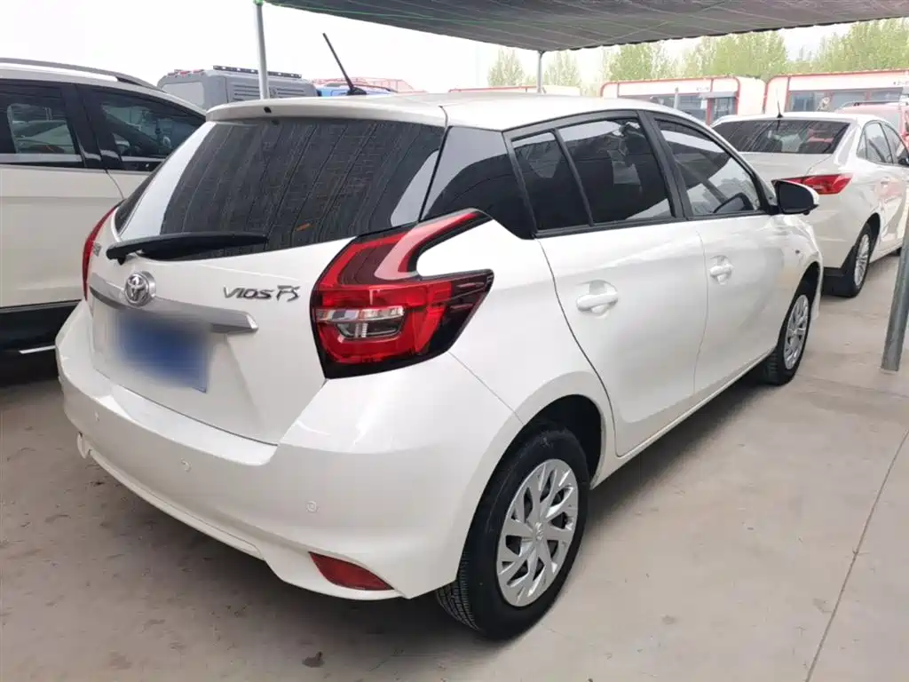 Vios FS 1.5 L CVT Sharp Speed