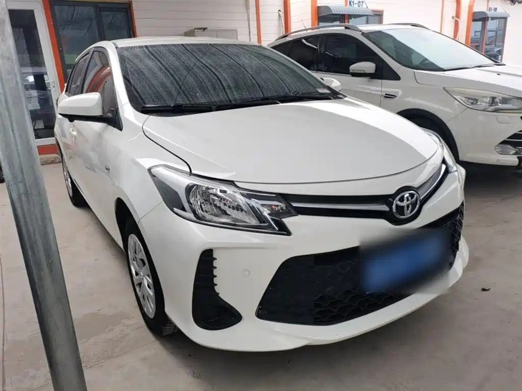 Vios FS 1.5 L CVT Sharp Speed