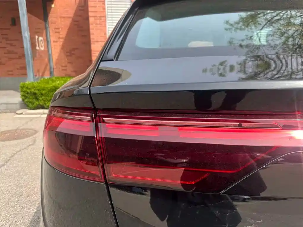 Audi Q8 55 TFSI Luxury Dynamic