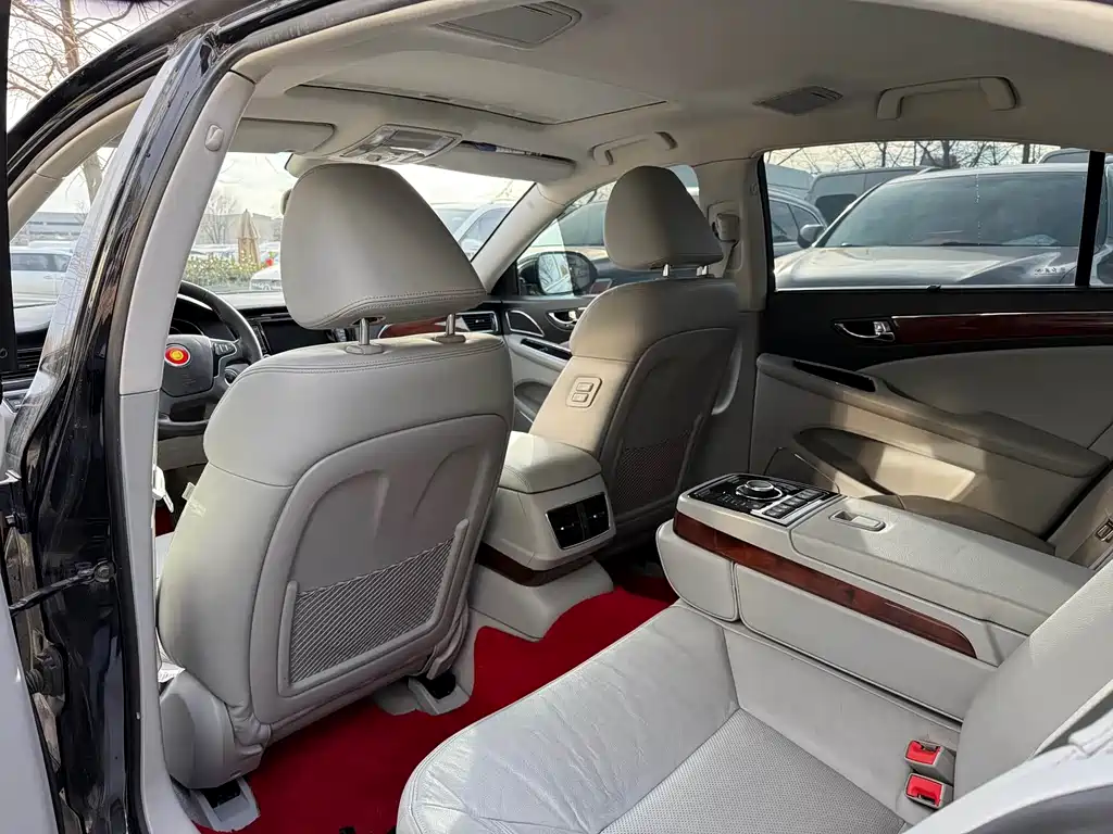 Hongqi H7 红旗H7 2015款 1.8 T 技术型