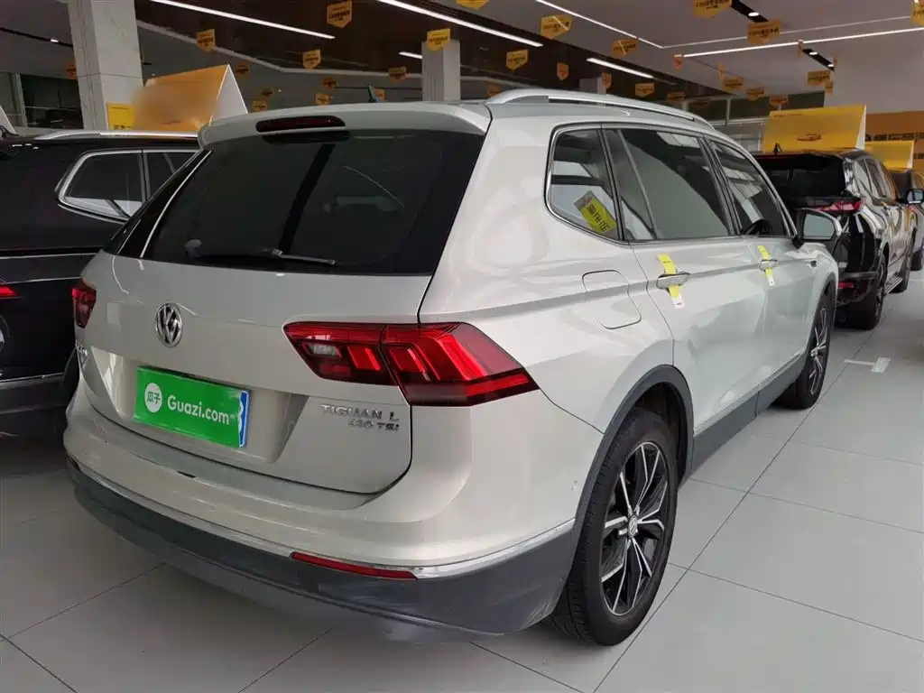Tiguan L 330 TSI Auto 2 WD Smart Motion Luxury CN-VI