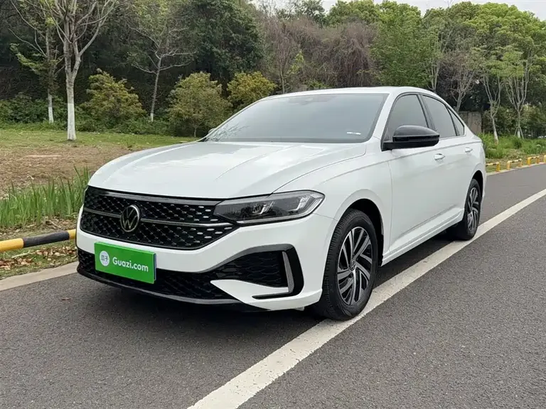 Volkswagen Lavida 300 TSI DSG Starry Sky Manyi