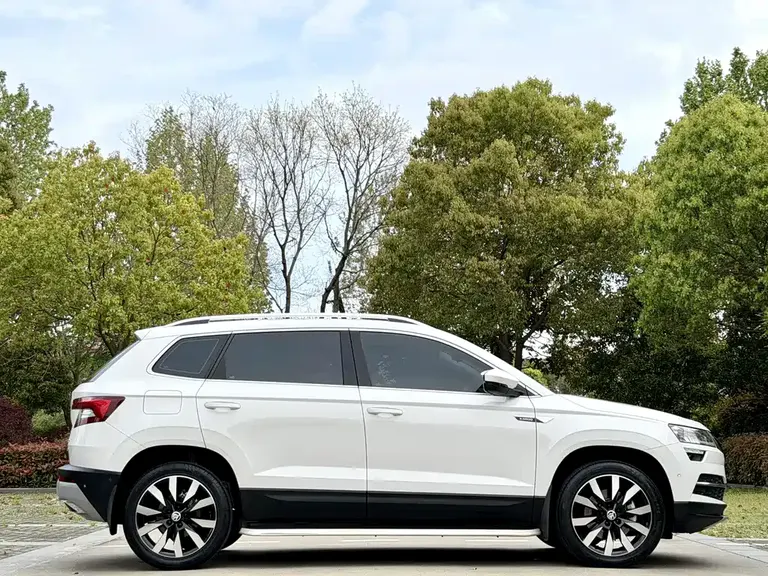 Skoda Karoq TSI280 Smart Travel Luxury CN-VI