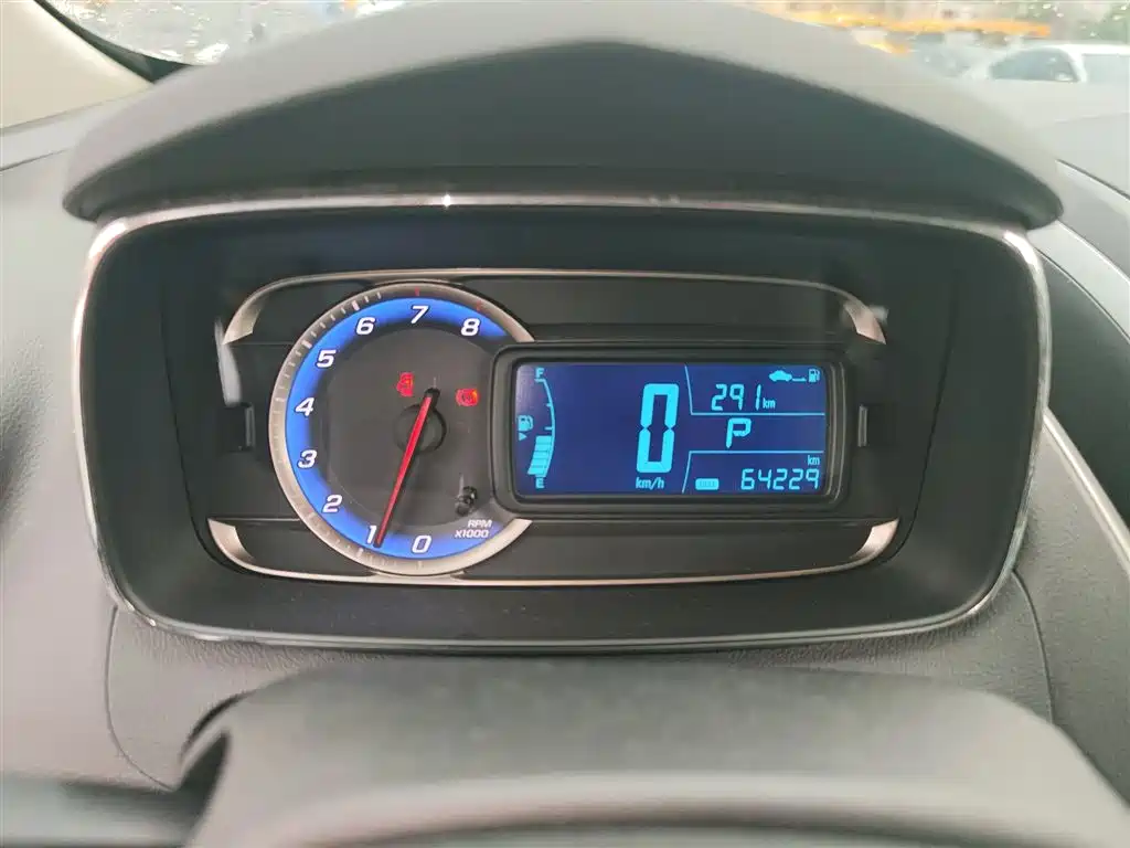 Tracker 1.4 T Auto 2 WD Comfort