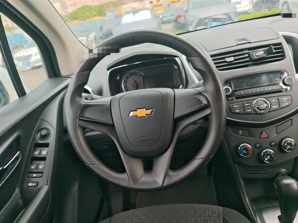 Tracker 1.4 T Auto 2 WD Comfort