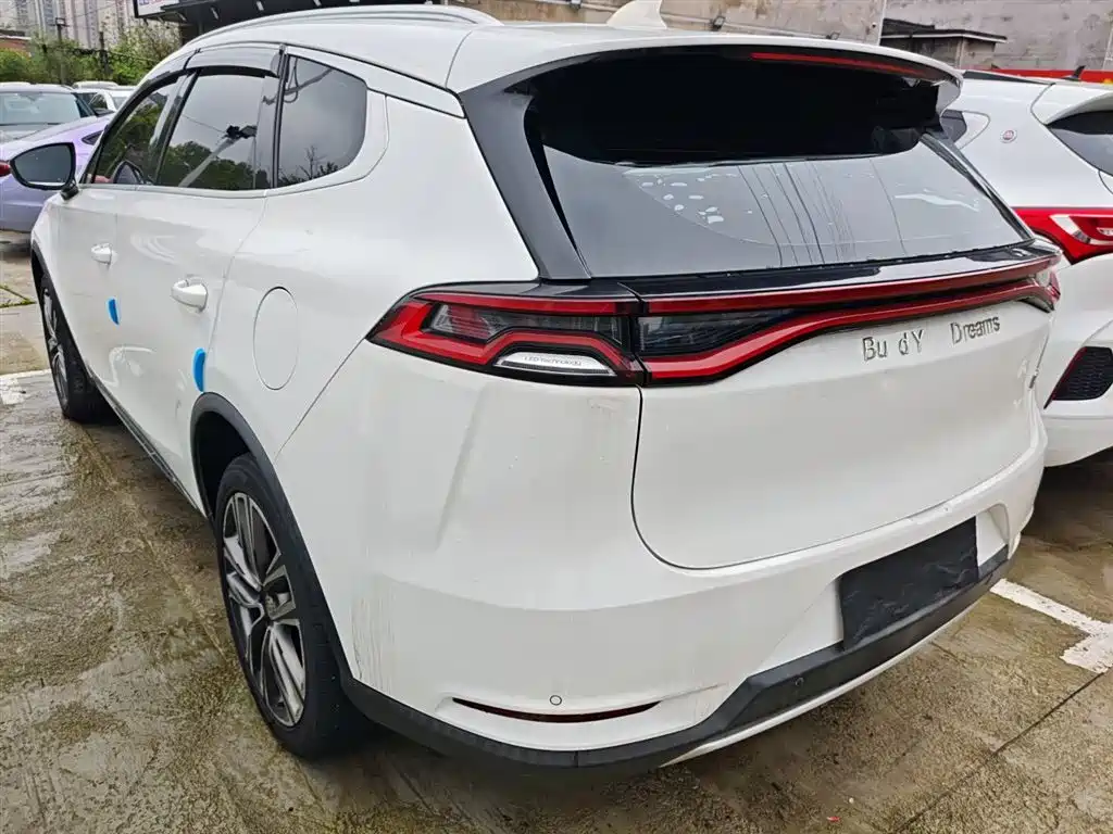 Tang 2.0 T Auto Connected Honored 7-seat CN-V