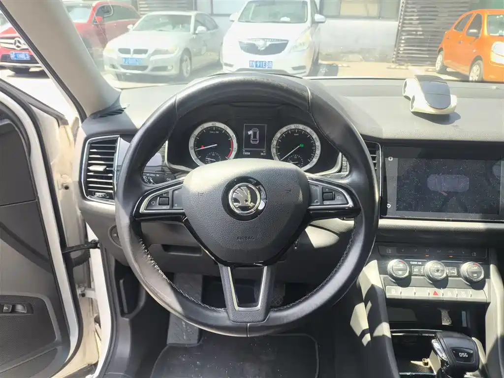 Kodiaq Facelift TSI330 5-seat 2 WD Luxury Enjoyment