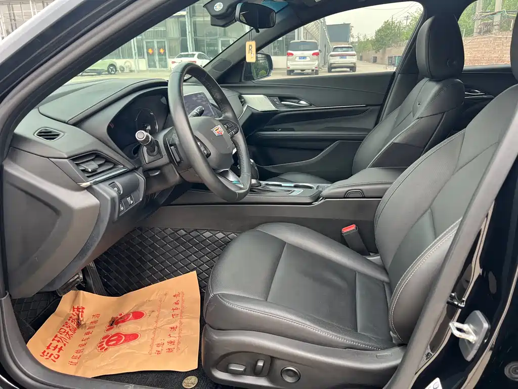 Cadillac CT4 25 T Luxury