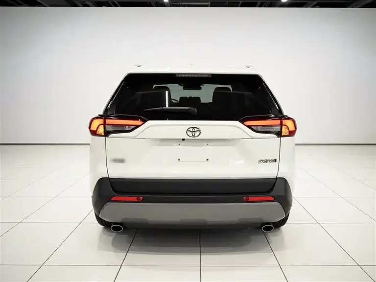 Toyota RAV4 2.0 L CVT 2 WD Style