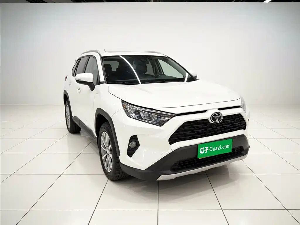 RAV4 2.0 L CVT 2 WD Style