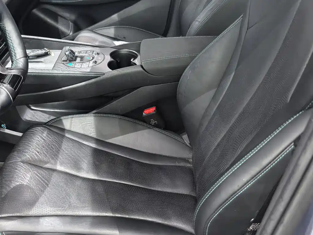 Seal 06 DM-i Smart Drive 120 KM Premium