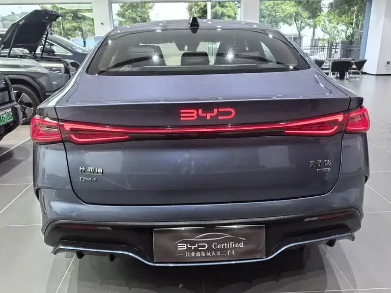 BYD Seal 06 DM-i Smart Drive 120 KM Premium