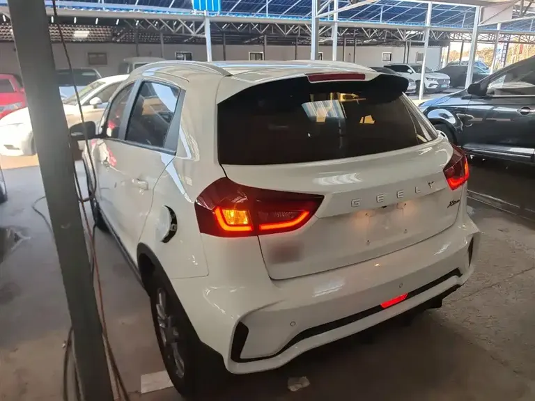 Geely Vision X3 PRO 1.5 L Manual Elite