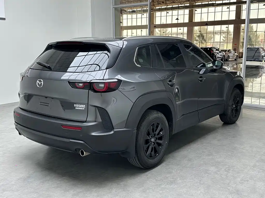 Mazda CX-50 2.0 L