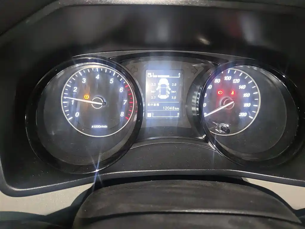 Wuling Journey 1.5 T Manual Luxury