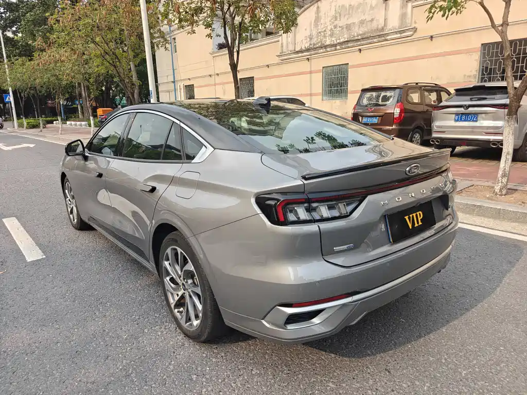 Mondeo EcoBoost 245 Supreme