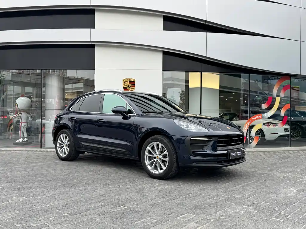 Macan Macan 2.0 T