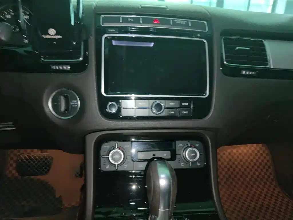 Touareg 3.0 TSI Expand Wild