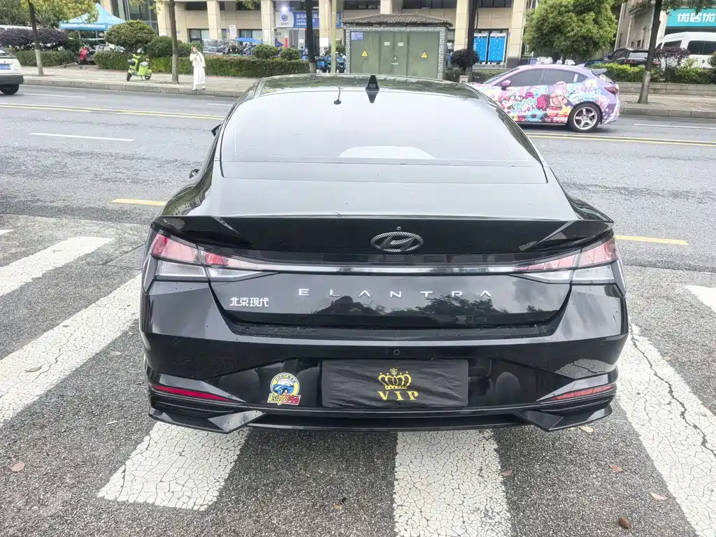 Elantra 1.5 L CVT GLX Elite