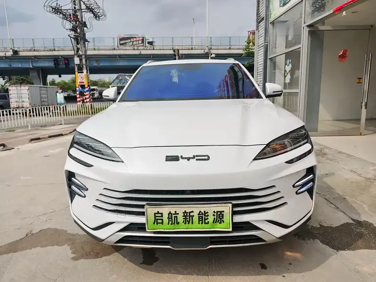 BYD Song PLUS NEV Champion DM-i 110 KM Flagship