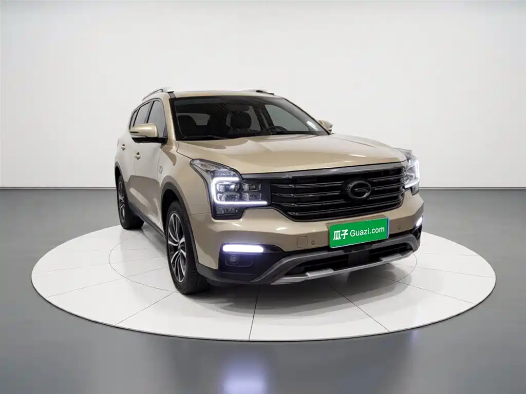 GAC Trumpchi GS8 320 T 2 WD Luxury Connected (7-seat)