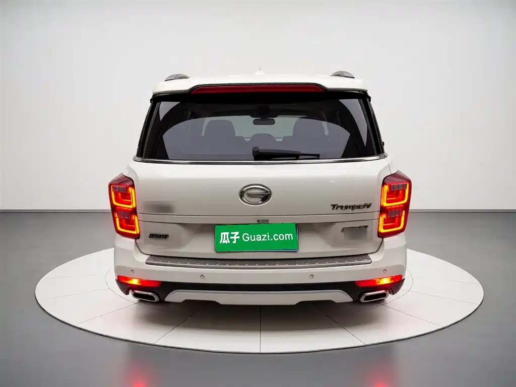 GAC Trumpchi GS8 320 T 2 WD Luxury Connected (7-seat)