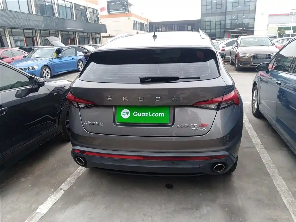 Kodiaq GT TSI330 2 WD Luxury CN-VI