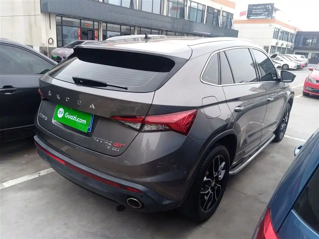 Kodiaq GT TSI330 2 WD Luxury CN-VI