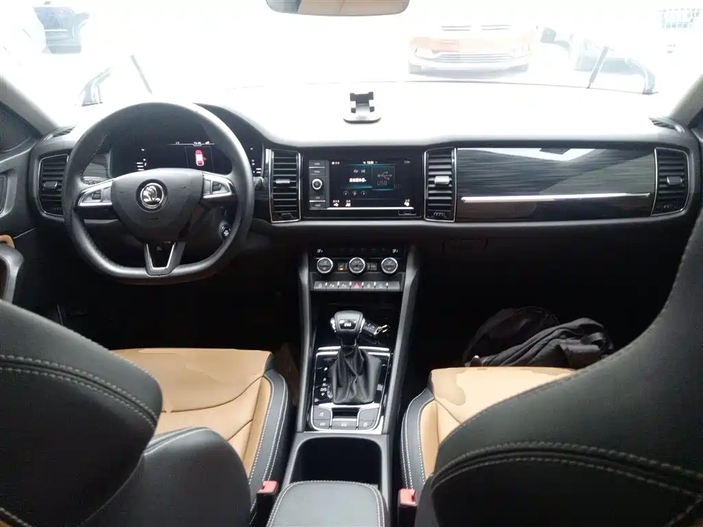 Kodiaq GT TSI330 2 WD Luxury CN-VI