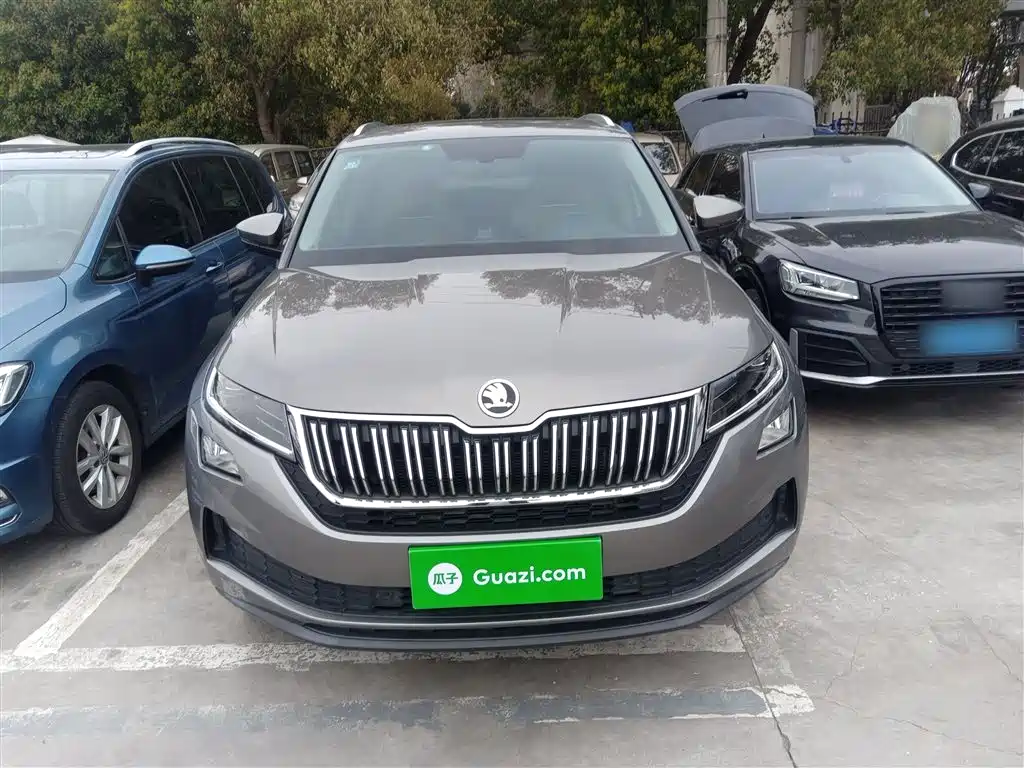 Kodiaq GT TSI330 2 WD Luxury CN-VI