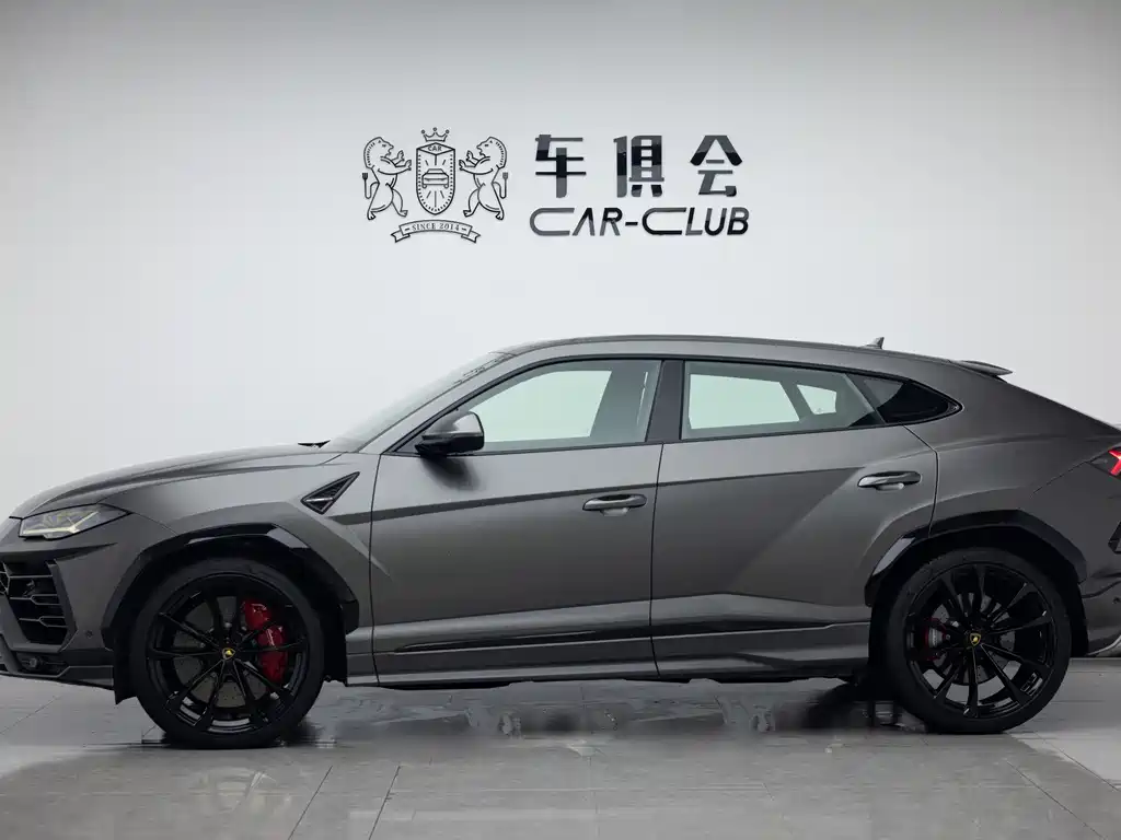 Urus 4.0 T V8