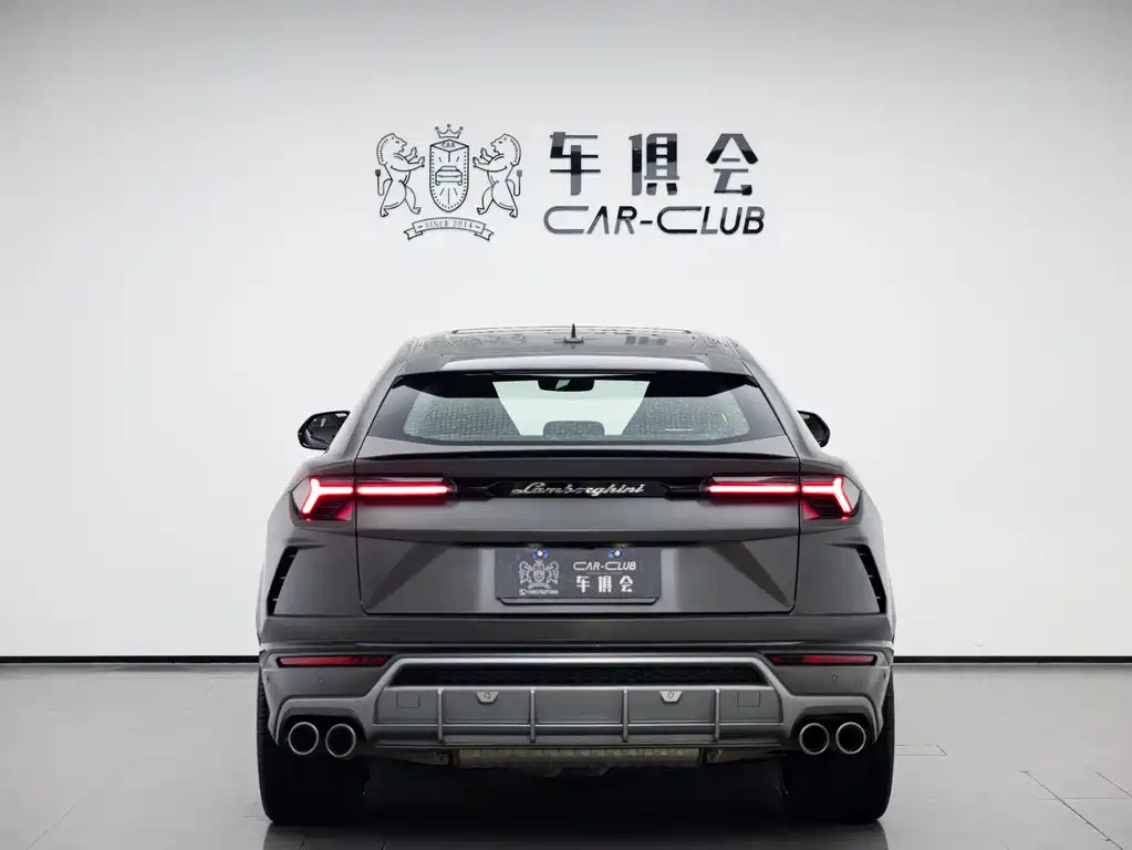 Urus 4.0 T V8