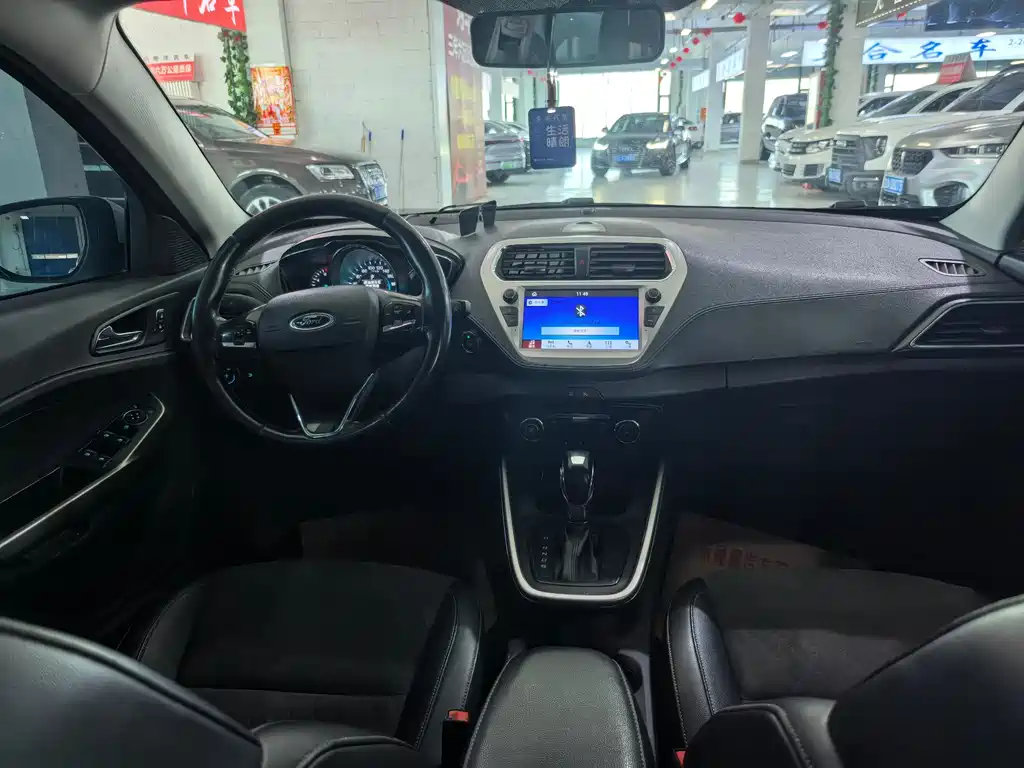 Escort Facelift 1.5 L Auto Joy CN-V