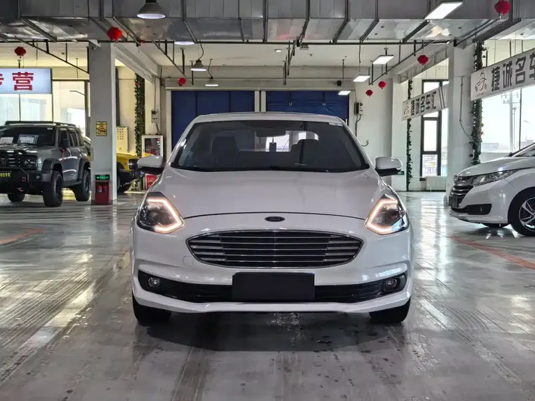 Ford Escort Facelift 1.5 L Auto Joy CN-V