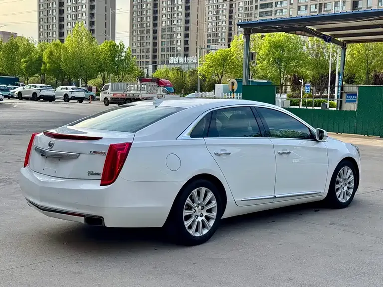 Cadillac XTS 28 T Comfort
