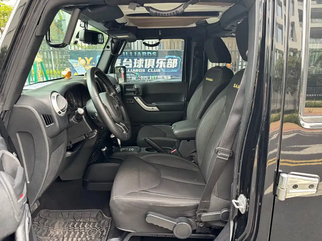 Wrangler 2.8 TD Sahara 4-door