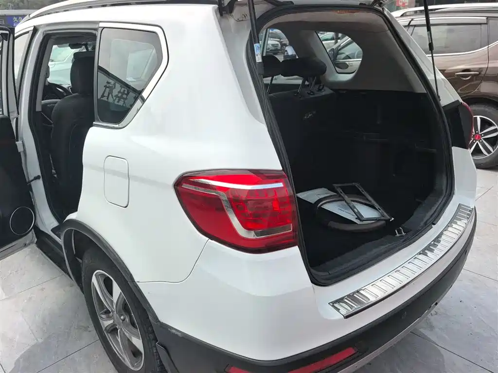 Haval H6 Sport 1.5 T Manual 2 WD Elite
