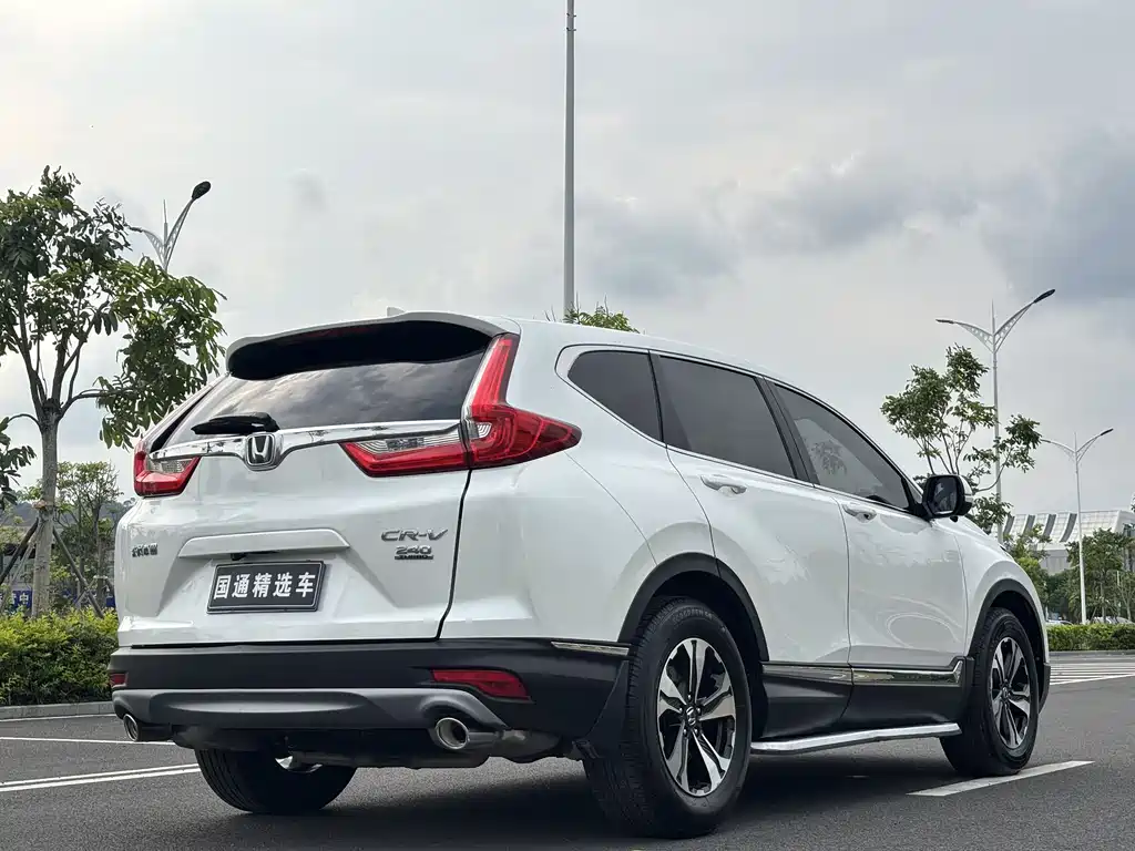 Honda CR-V 240 TURBO CVT 2 WD Style CN-VI