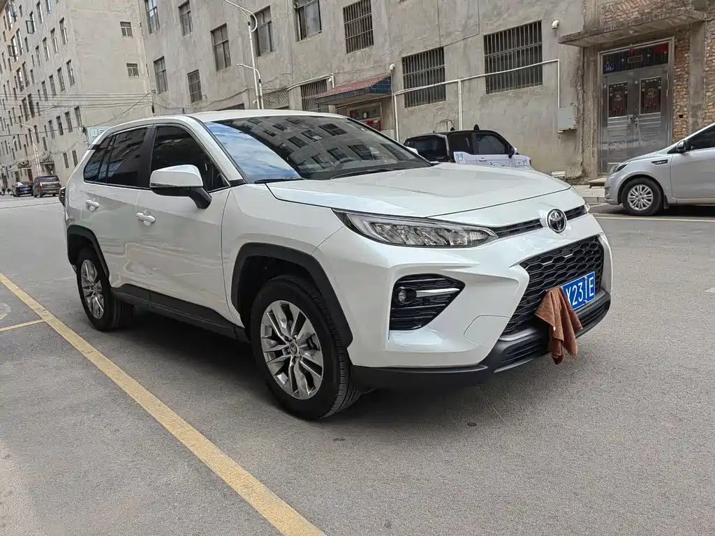 Wildlander 2.0 L CVT 2 WD Urban
