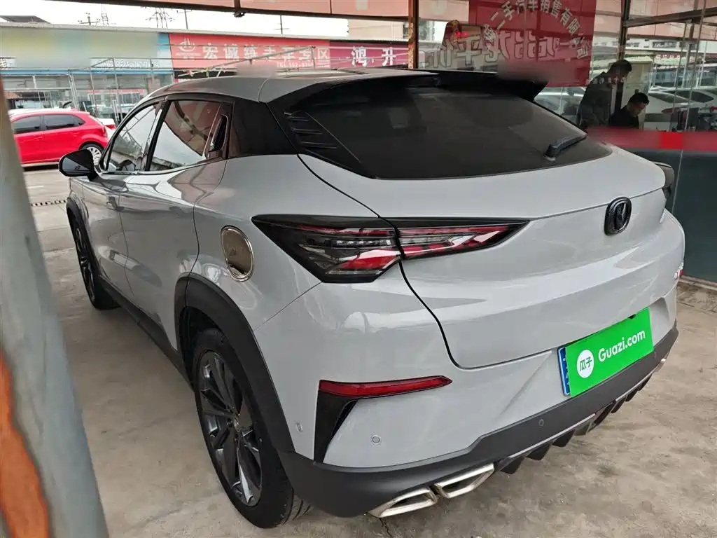 Changan UNI-T 1.5 T Flagship