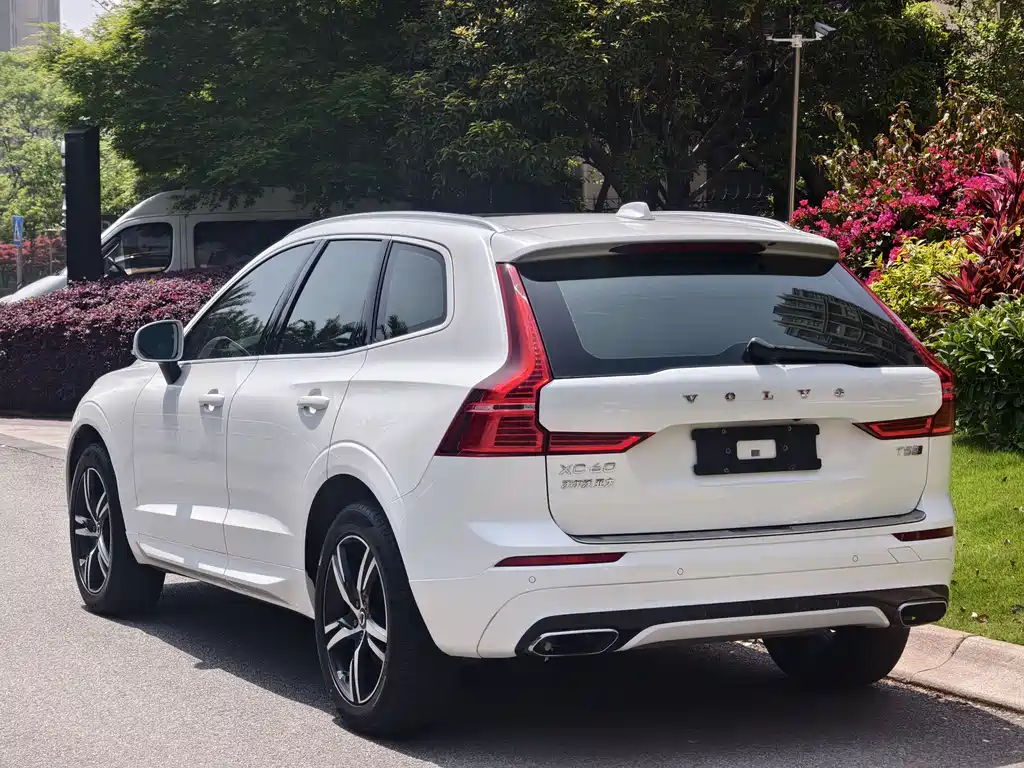 Volvo XC60 T5 4 WD Smart Vision Sport CN-VI