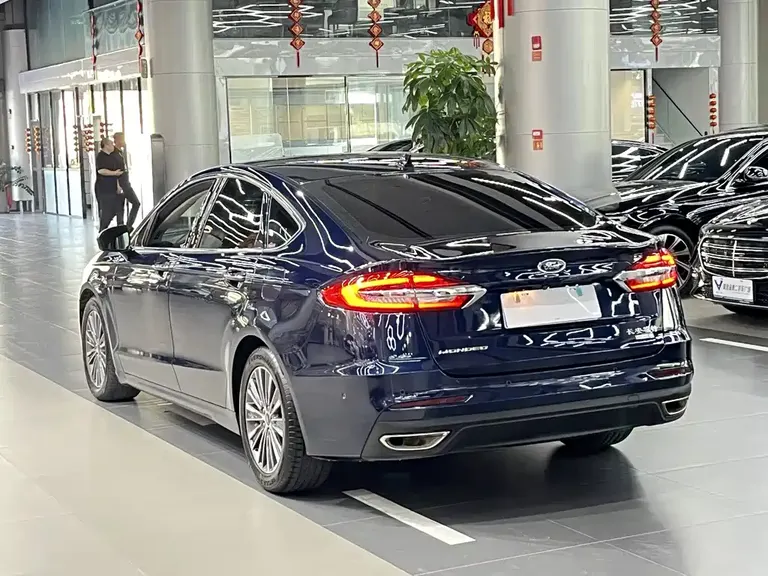 Ford Mondeo EcoBoost 200 Luxury