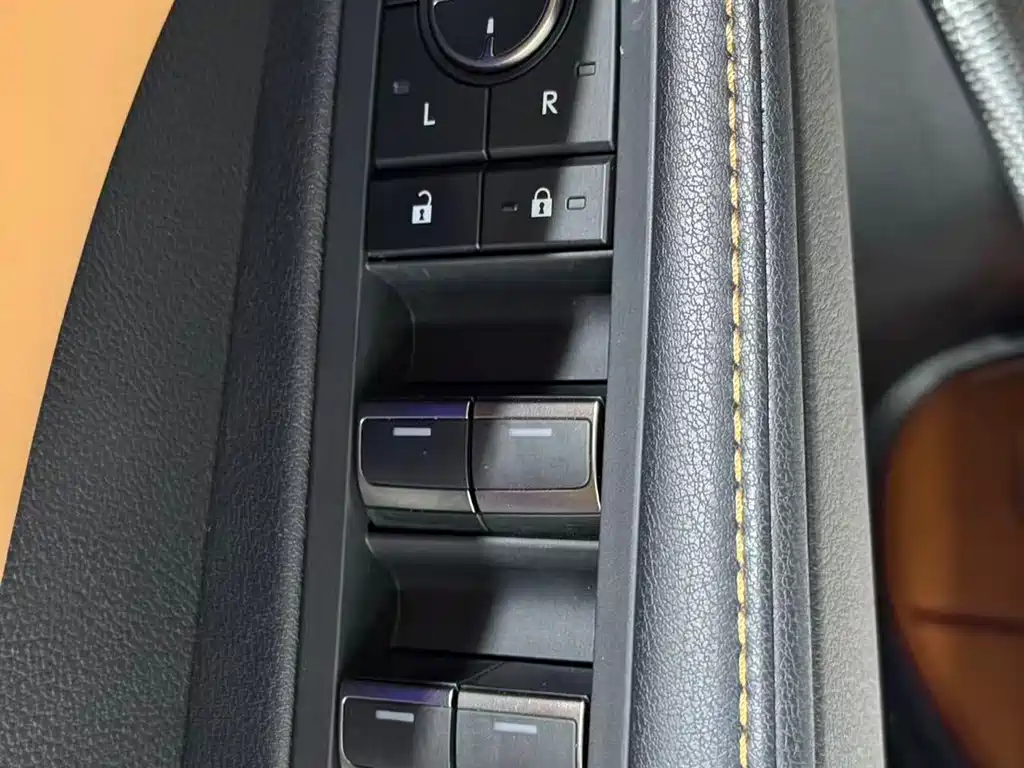 Lexus RX 350 h 4 WD Pure Enjoyment