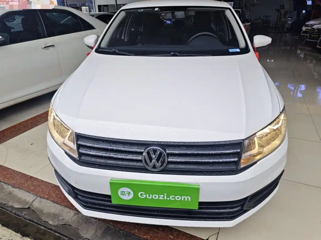 Santana 1.6 L Auto Style