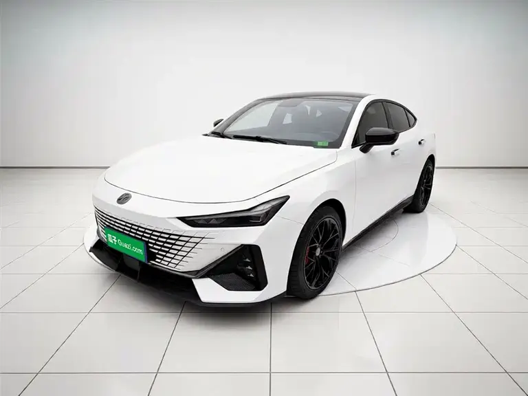 Changan UNI-V 1.5 T Distinguished